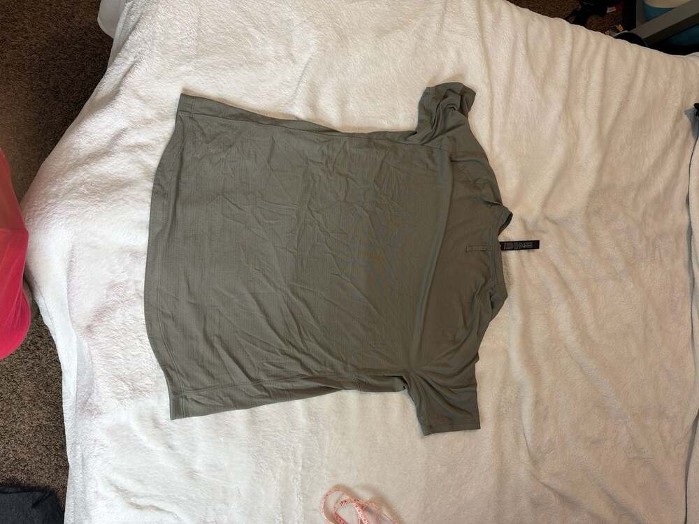 Lululemon Metal Vent Tech S/S Shirt, Olive Green, Men's Size Large - Picture 6 of 6